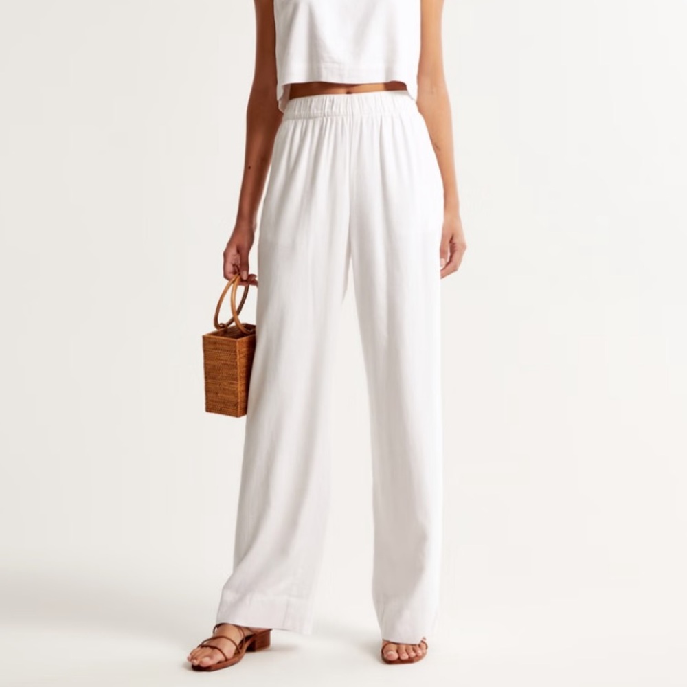 Abercrombie White Linen Pull On Pants